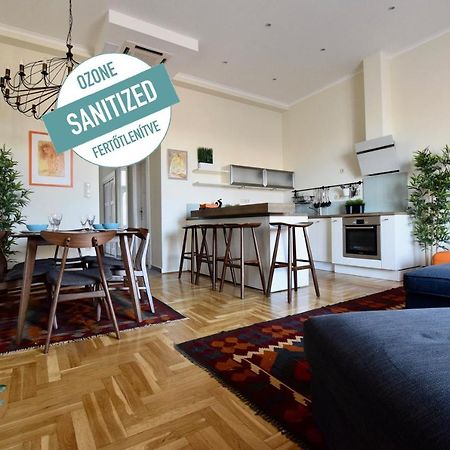 Luxury Apartment by Hi5 - Király street Suite Budapest Kültér fotó