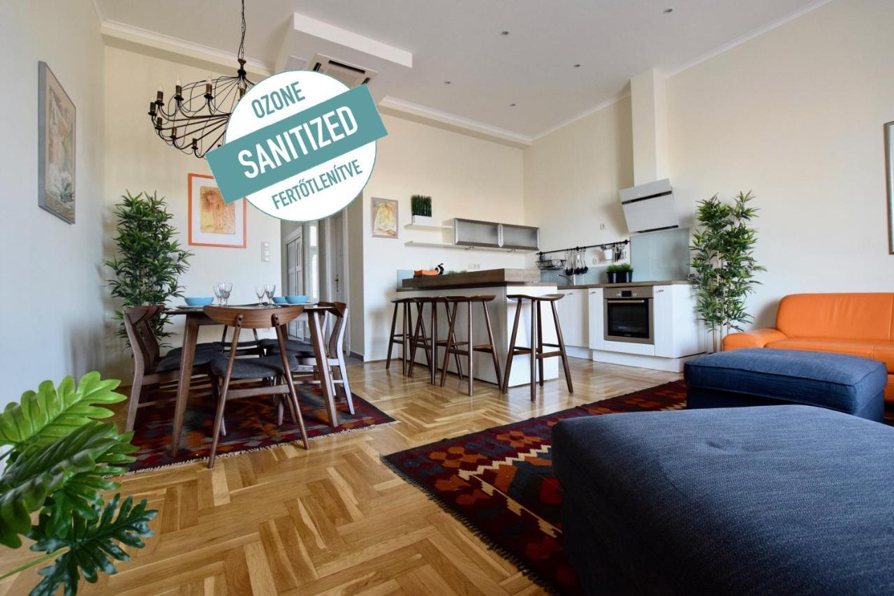 Luxury Apartment by Hi5 - Király street Suite Budapest Kültér fotó