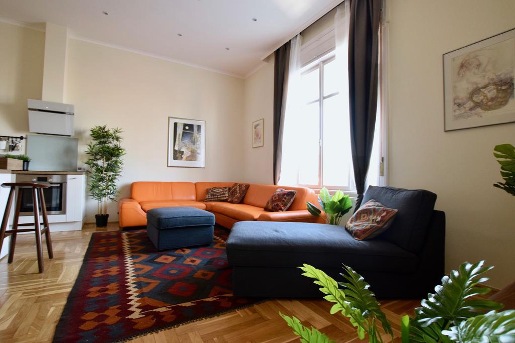 Luxury Apartment by Hi5 - Király street Suite Budapest Kültér fotó