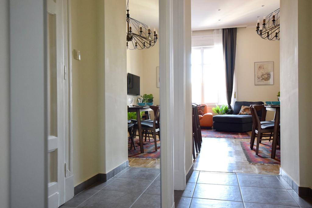 Luxury Apartment by Hi5 - Király street Suite Budapest Kültér fotó